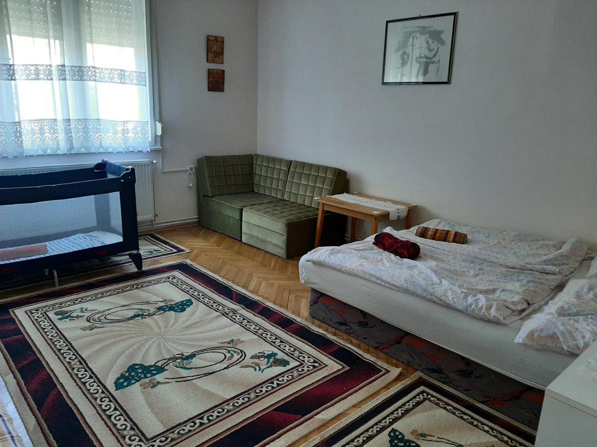 Új Élet Weekend house Villa Balatonkeresztúr Buitenkant foto